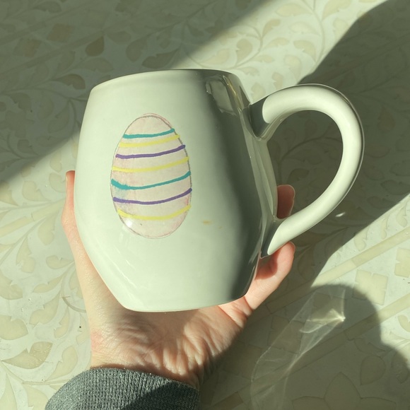 Rae Dunn Holiday Collection Happy Easter Egg Mug - Picture 4 of 5